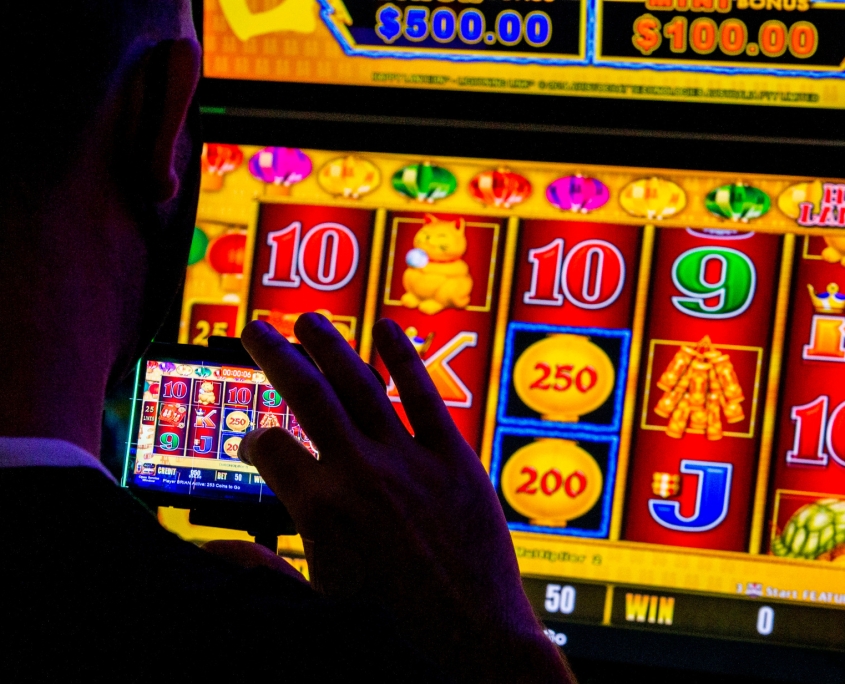 NHỮNG ĐIỀU BẠN CẦN BIẾT VỀ SLOTS TRỰC TUYẾN NHỮNG ĐIỀU BẠN CẦN BIẾT VỀ SLOTS TRỰC TUYẾN