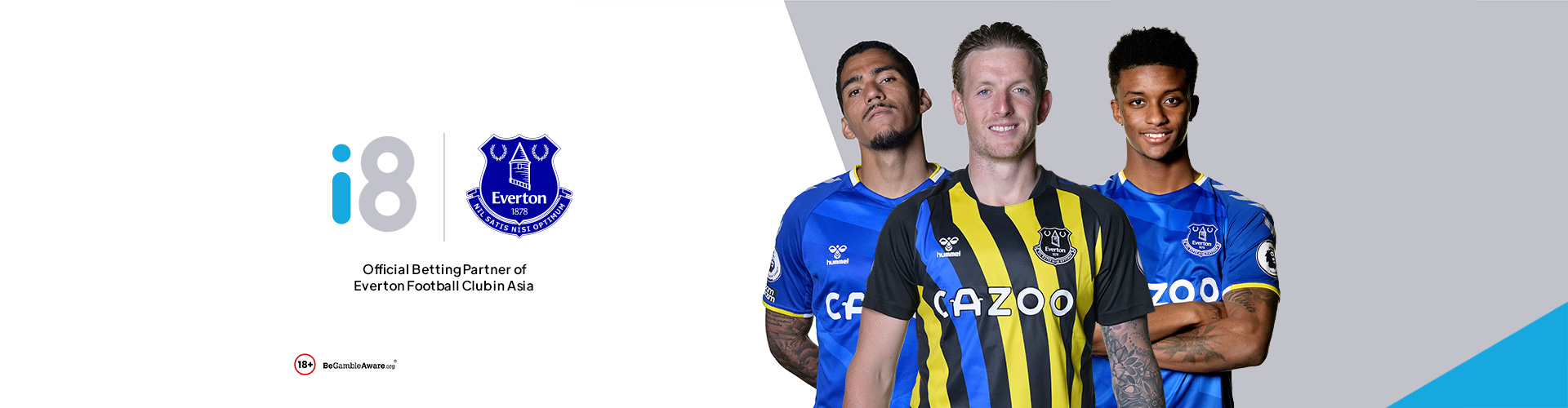 Everton and i8 logo with football players posing